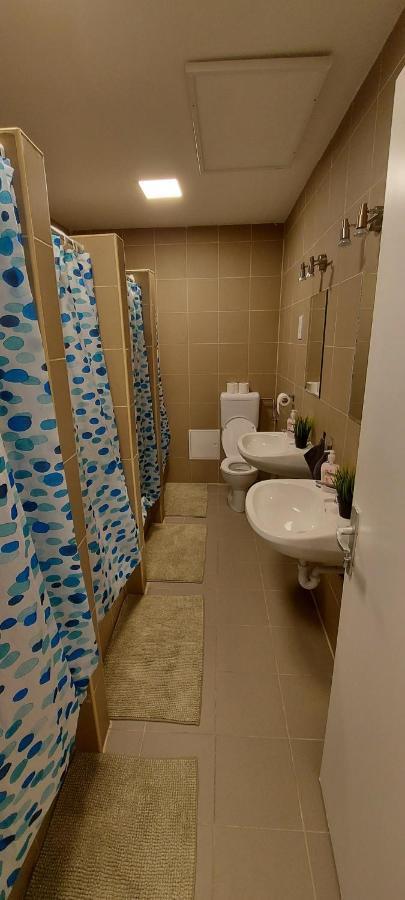 بودابست K21 Party Apartment Hotel With Inhouse Ruin Pub المظهر الخارجي الصورة
