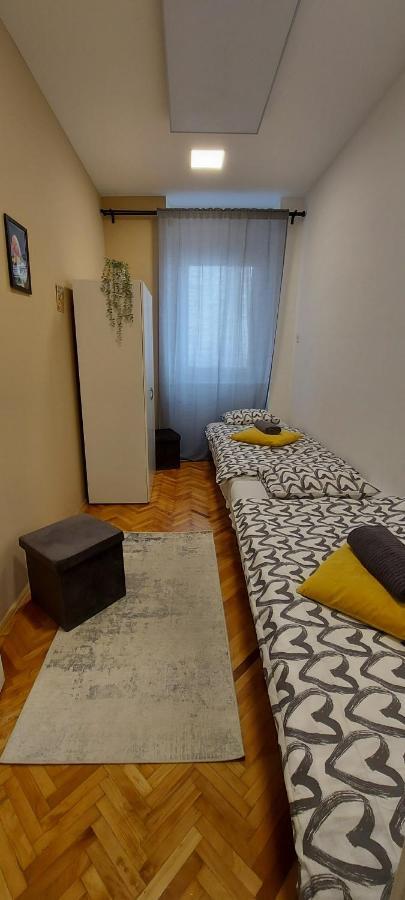 بودابست K21 Party Apartment Hotel With Inhouse Ruin Pub المظهر الخارجي الصورة
