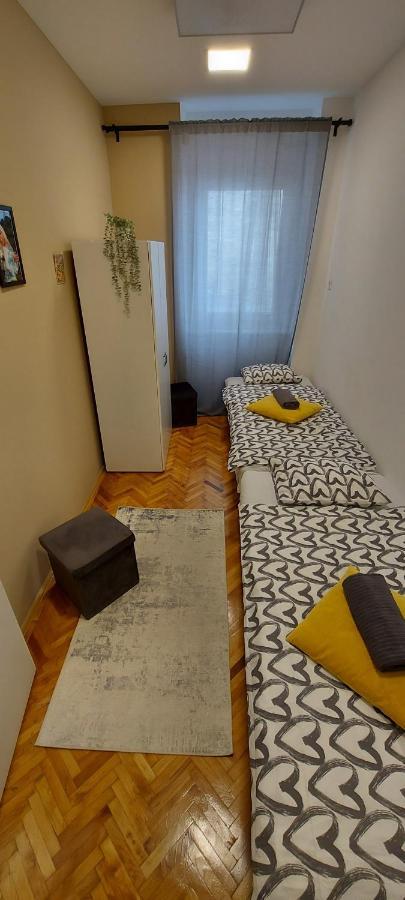 بودابست K21 Party Apartment Hotel With Inhouse Ruin Pub المظهر الخارجي الصورة